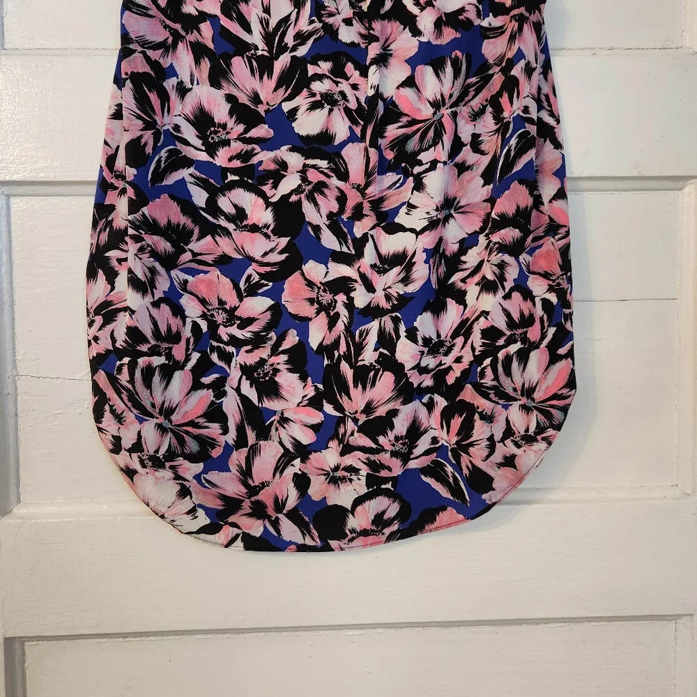 J. Crew Women's Blouse, 100% Silk, Pink & Blue Floral Cap Sleeve V-neck Sz 0 EUC